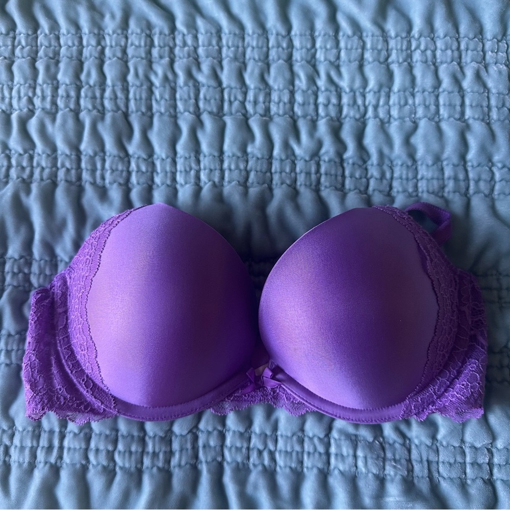 Victoria's Secret Vibrant Purple Lace Bra